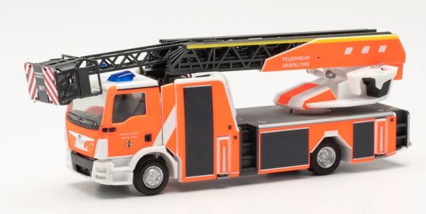 HER096867 - MAN TGM ROSENBAUER met draaiende ladder GRAEFELFING Brandweer - 1