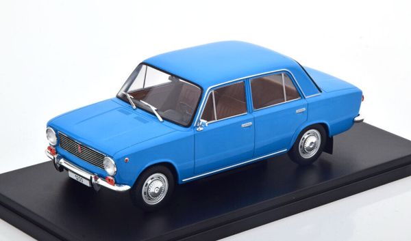 WBXWB124132 - LADA 1200 Blauw - 1