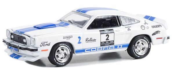 GREEN13340-B - 1976 FORD Mustang II Cobra II #2 uit DE STAMPEDE serie in blisterverpakking - 1