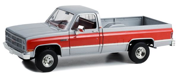 GREEN13660 - 1984 GMC K-2500 Sierra Grande Wideside zilver en rood - 1