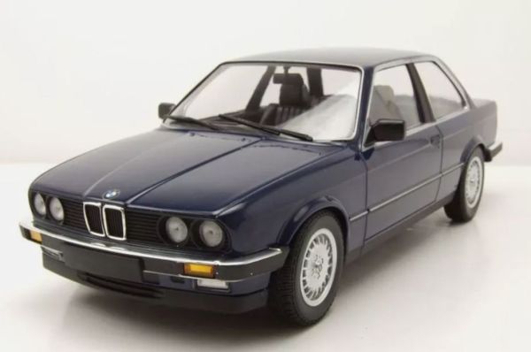 MNC155026009 - BMW 323i - E30 1982 Blauw - 1