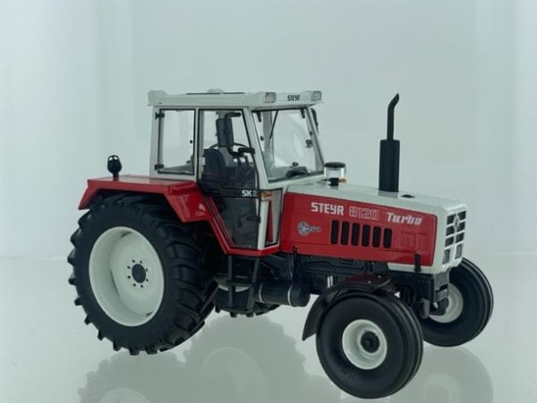 MAR2316 - Rode tractor beperkt tot 350 stuks - STEYR 8120 SK2 tweewielaandrijving - 1