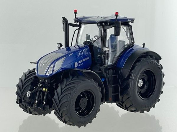 MAR2406 - NEW HOLLAND T7.340 Blue Power met zwarte velgen - Limited Edition van 250 stuks. - 1