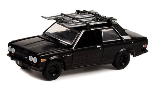 GREEN28110-D - DATSUN 510 met skihouder 1971 zwart uit de serie BLACK BANDIT in blisterverpakking - 1