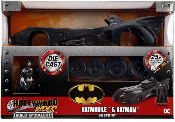 JAD30874 - BATMOBIEL Kit auto met BATMAN 1989 - 1