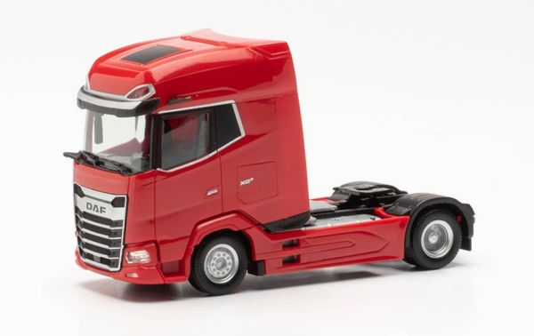 HER315791 - DAF XG plus 4x2 rood - 1