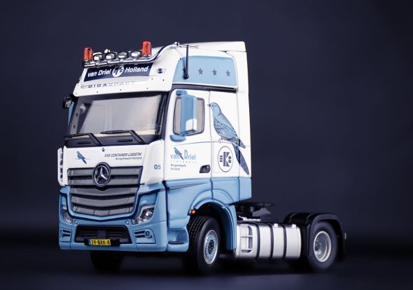 IMC32-0149 - MERCEDES ACTROS GIGASPACE 4x2 EKB VAN DRIEL - 1