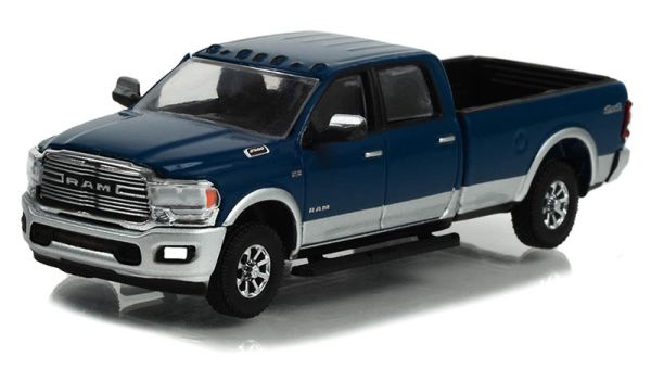 GREEN35250-F - 2022 DODGE Ram 2500 Laramie 4x4 uit de ALL TERRAIN serie in blisterverpakking - 1