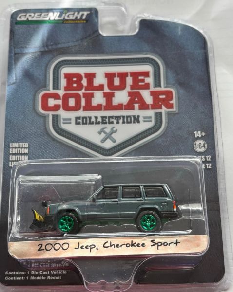 GREEN35260-E_VERT - JEEP Cherokee sport 2000 met sneeuwploeg en groene velgen uit de BLUE COLLAR serie in blisterverpakking - 1