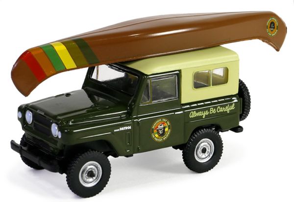 GREEN38060-F - 1980 NISSAN Patrol met kano op het dak uit de SMOKEY BEAR serie in blisterverpakking - 1