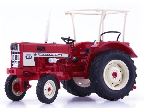 ATC39055 - 2wd trekker met rolbeugel - IH 453 2wd editie 2022 - 1