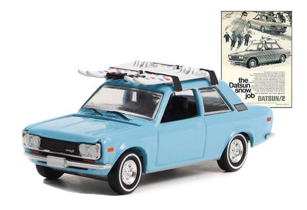 GREEN39100-C - DATSUN 510 met skihouder 1970 blauw uit de serie VINTAGE AD CARS in blisterverpakking - 1