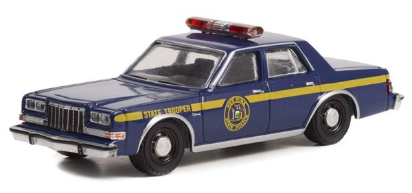 GREEN43000-A - 1985 DODGE Diplomat NEW YORK State Police uit de HOT PURSUIT serie in blisterverpakking - 1