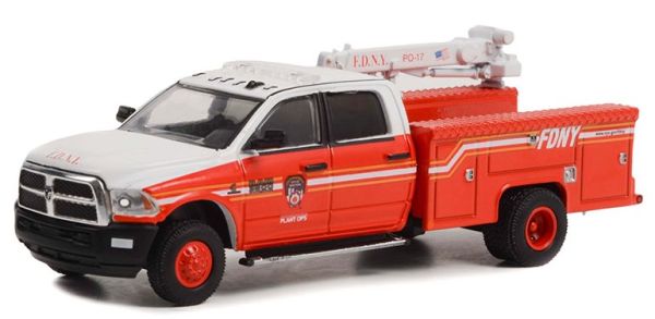 GREEN46100-D - 2018 DODGE RAM 3500 met dubbele kraan FDNY in blisterverpakking - 1