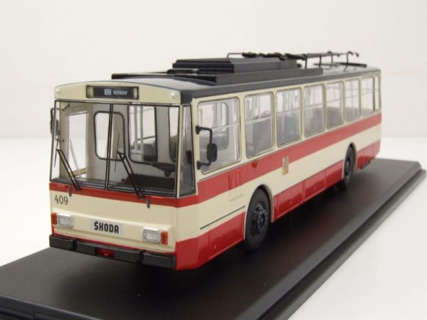 PRX47171 - SKODA 9 TR bus Plzen Cz beige en rood - 1