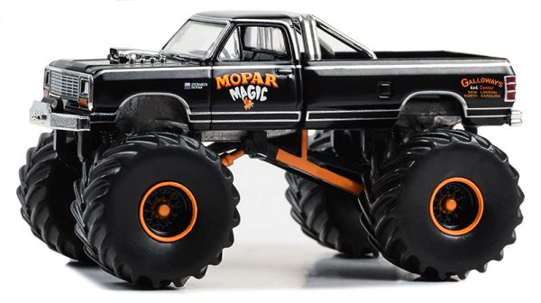 GREEN49140-A - DODGE Power Ram D-250 1983 MOPAR Magic uit de KINGS OF CRUNCH serie in blisterverpakking - 1