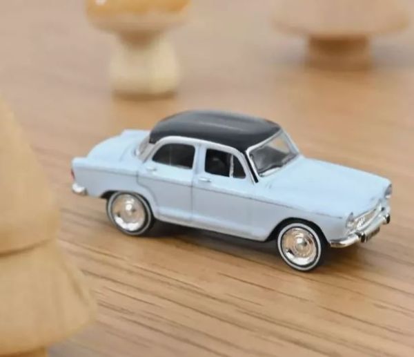 NOREV576089 - SIMCA Aronde 1962 Gris Princesse en zwart dak - 1