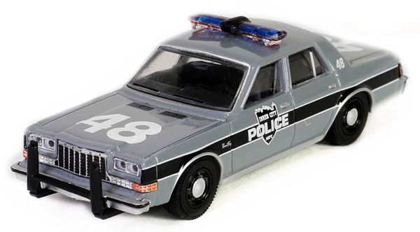 GREEN62020-E - PLYMOUTH Gran Fury 1984 uit de film The Crow onder blister - 1