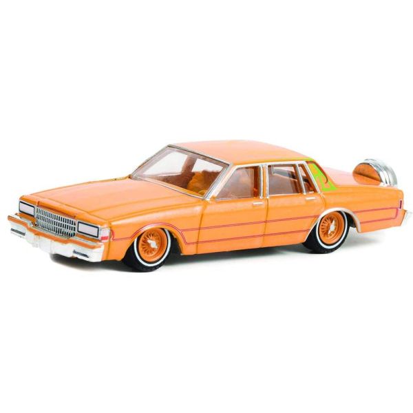 GREEN63030-F - CHEVROLET Caprice classic 1990 California Lowriders oranje metallic verkocht onder blisterverpakking - 1