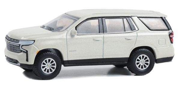 GREEN68040-B - CHEVROLET Tahoe premier 2023 beige uit de SHOWROOM FLOOR serie in blisterverpakking - 1