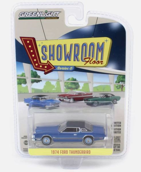 GREEN68060-C - FORD Thunderbird 1974 Blauw uit de SHOWROOM FLOOR serie in blisterverpakking - 1