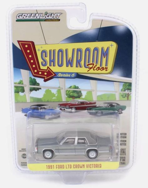 GREEN68060-F - FORD LTD Crown Victoria 1991 grijs uit de SHOWROOM FLOOR serie in blisterverpakking - 1