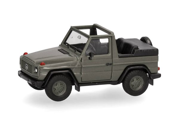 HER700849 - MERCEDES BENZ G groen - 1