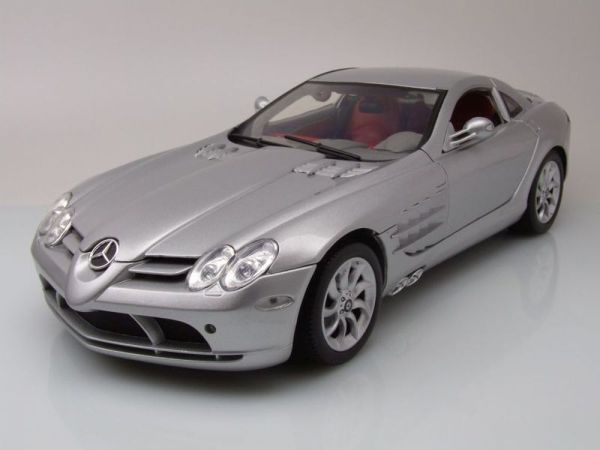 MMX73004ARGENT - MERCEDES-BENZ SLR McLAREN 2005 Zilver - 1