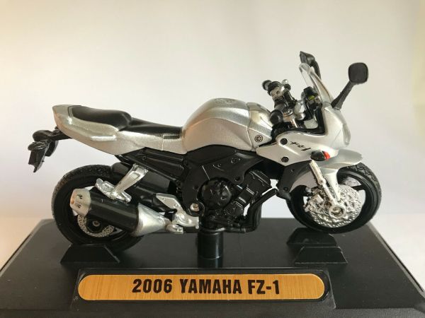 MMX76205GRIS - YAMAHA FZ-1 2006 Grijs - 1