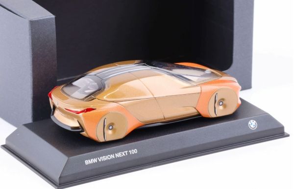 NOREV80422406148 - BMW Vision next 100 Goud - 1