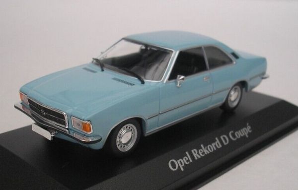 MXC940044021 - OPEL Rekord D coupé 1975 Lichtblauw - 1