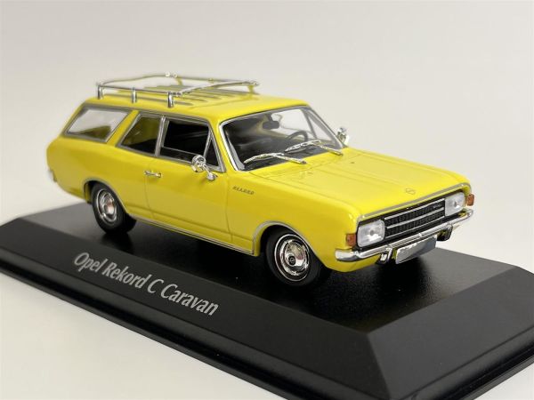 MXC940046110 - 1969 OPEL Rekord C Caravan Geel - 1