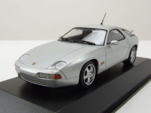 MXC940068105 - PORSCHE 928 GTS 1991 zilver metallic - 1