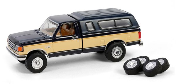 GREEN97160-E - FORD F-150 XLT Lariat 1991 met reservebanden uit DE HOBBY SHOP serie in blisterverpakking - 1