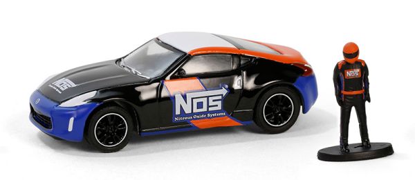 GREEN97160-F - NISSAN 370Z 2020 Zwart met bestuurder uit DE HOBBY SHOP serie in blisterverpakking - 1