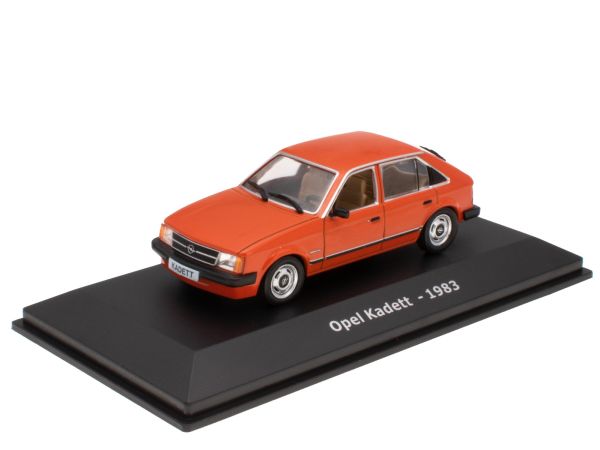 ABADD132A - OPEL Kadett van 1983 oranje - 1