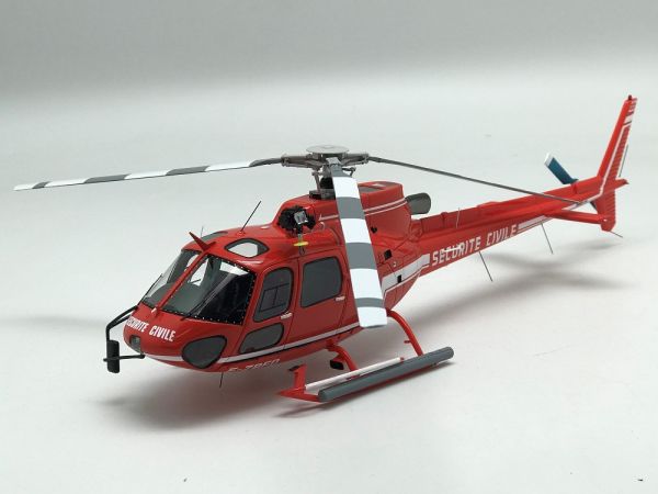 ALERTE0127 - AEROSPATIALE AS 350 Rood Civiele Veiligheidseekhoorn met lier - 1