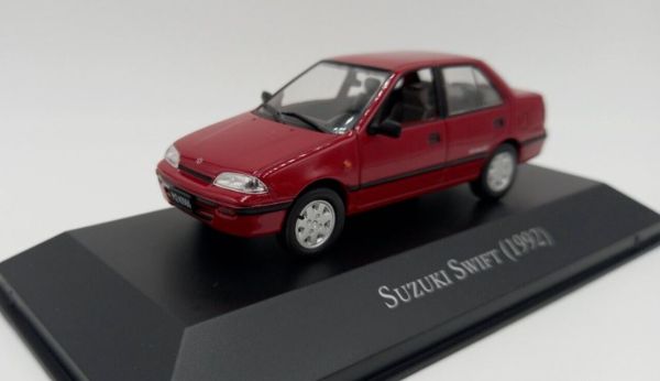 MAGARG128 - SUZUKI Swift 1992 rood - 1