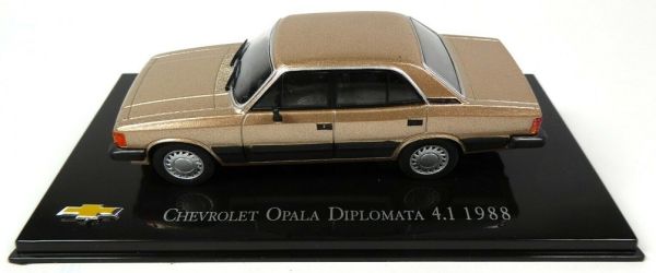 MAGCHEVYOPALA88 - CHEVROLET Opala Diplomata 4.1 1988 sedan 4 deuren beige metallic - 1