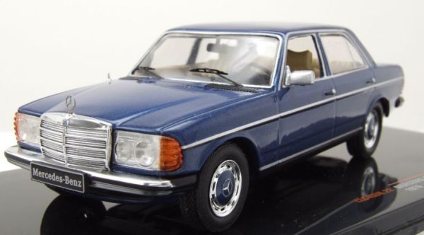 IXOCLC488N.22 - MERCEDES-BENZ 240 D 1976 Blauw - 1