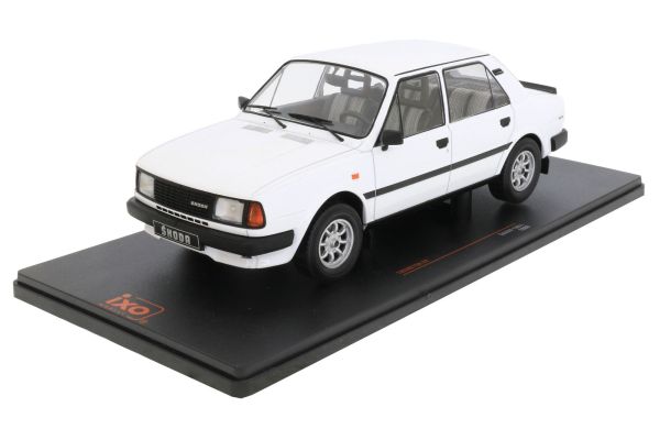 IXO18CMC158.22 - SKODA 130 L 1988 Wit - 1