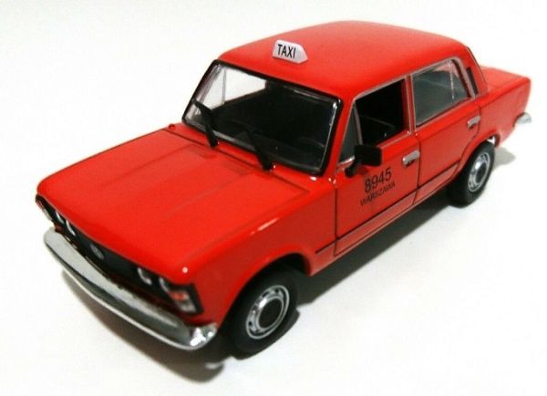 MAGPCFI125PTAXI - FIAT 125P Red Warsaw Taxi verkocht in blisterverpakking - 1