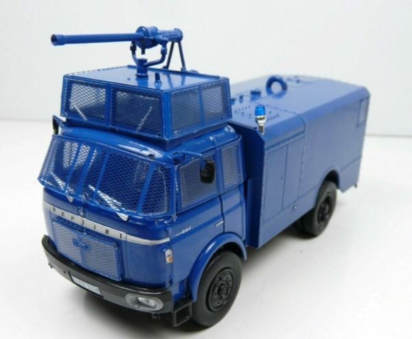 G111A011 - BERLIET GBK80 1960 Pompwagen van de gendarmerie - 1