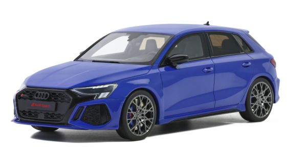 GT884 - AUDI RS 3 sportback performance 2022 blauwe editie - 1