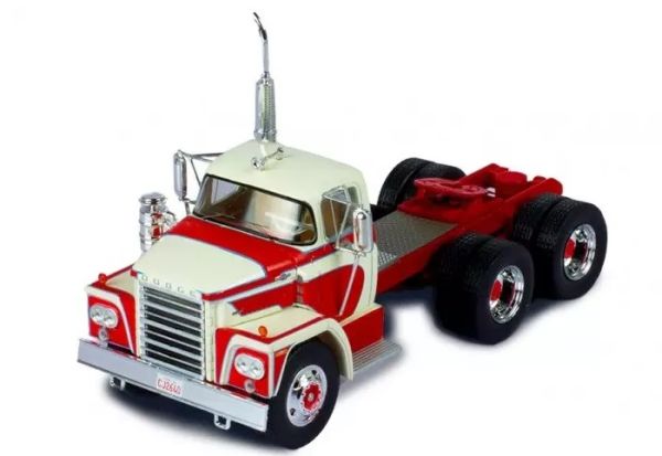 IXOTR110 - DODGE LCF CT900 6x4 1960 Wit en Rood - 1