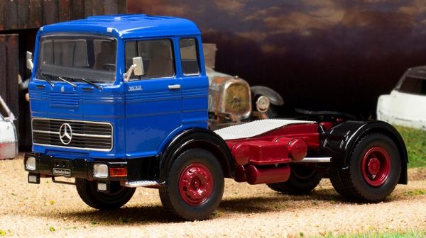 IXOTR175.22 - MERCEDES-BENZ LPS 1632 4x2 1970 Blauw - 1