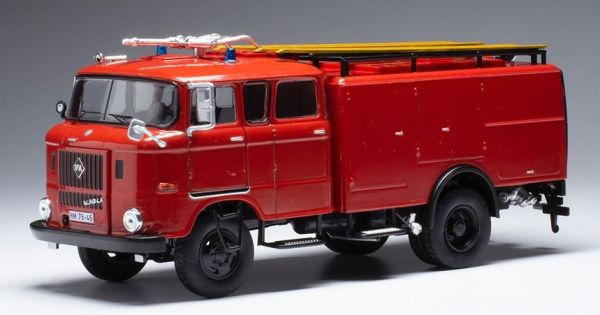 IXOTRF025 - IFA W50 LF16 Brandweerman - 1