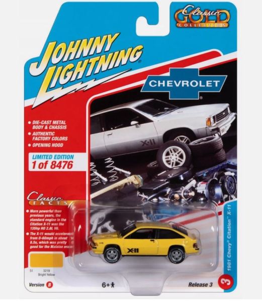 JLCG030B-C - 1981 CHEVROLET Citation X-11 geel CLASSIC GOLD in blisterverpakking - 1