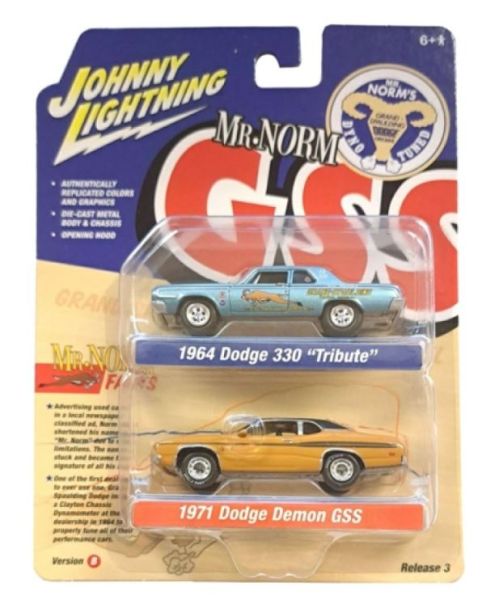 JLPK019B-2 - DODGE 330 Tribute 1964 blauw en DODGE Demon GSS 1971 bruin uit de TWIN PACK serie B in blisterverpakking - 1