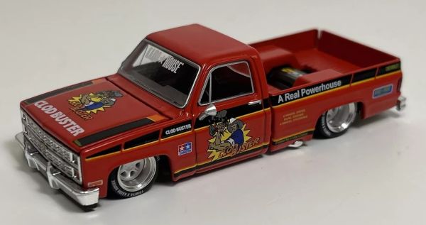 MGT-KHMG130 - CHEVROLET Silverado Tamiya X Kaido House - CLOD BUSTER - 1980 Rood - 1